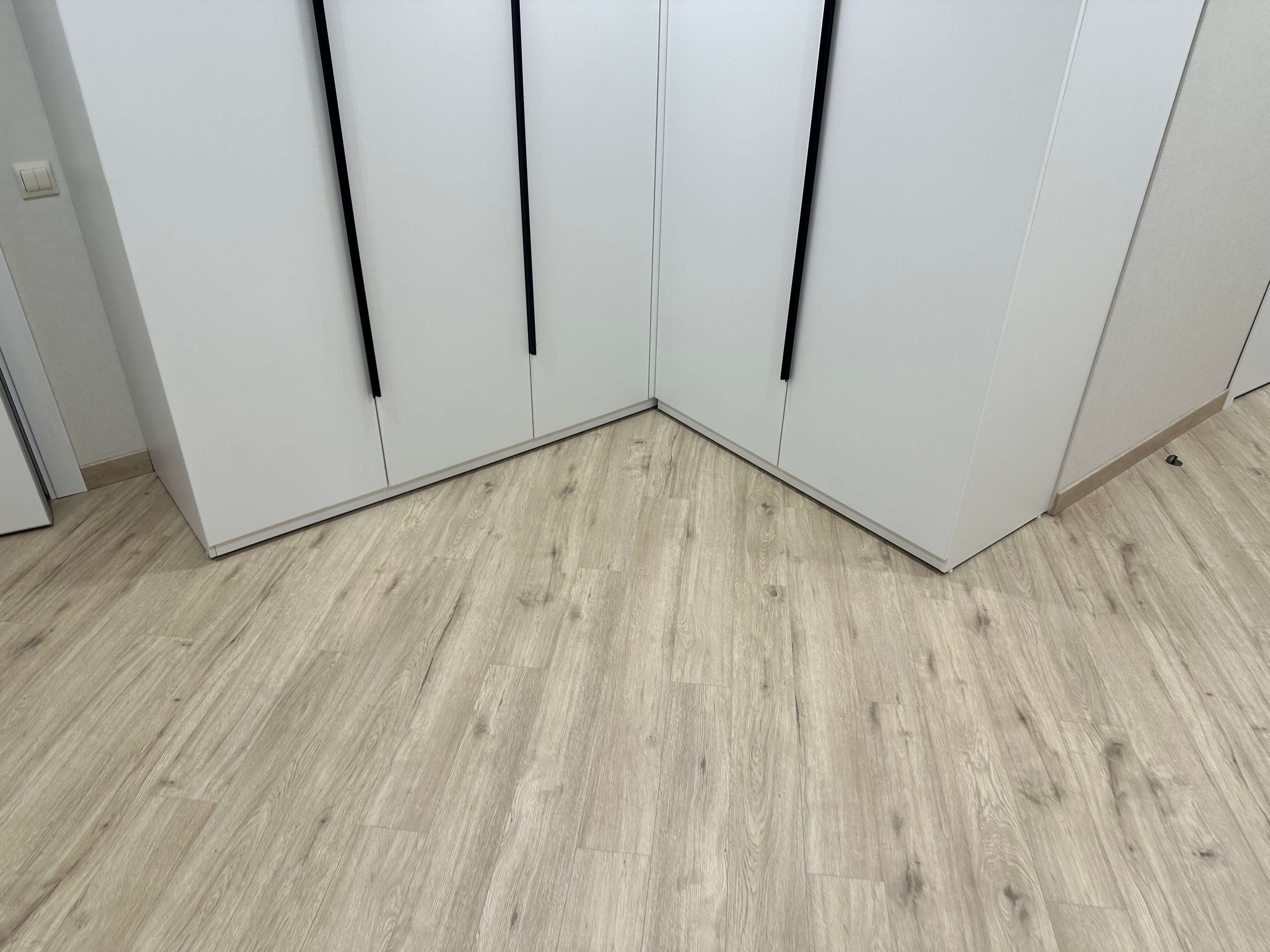 Ламинат stone floor  для спальни