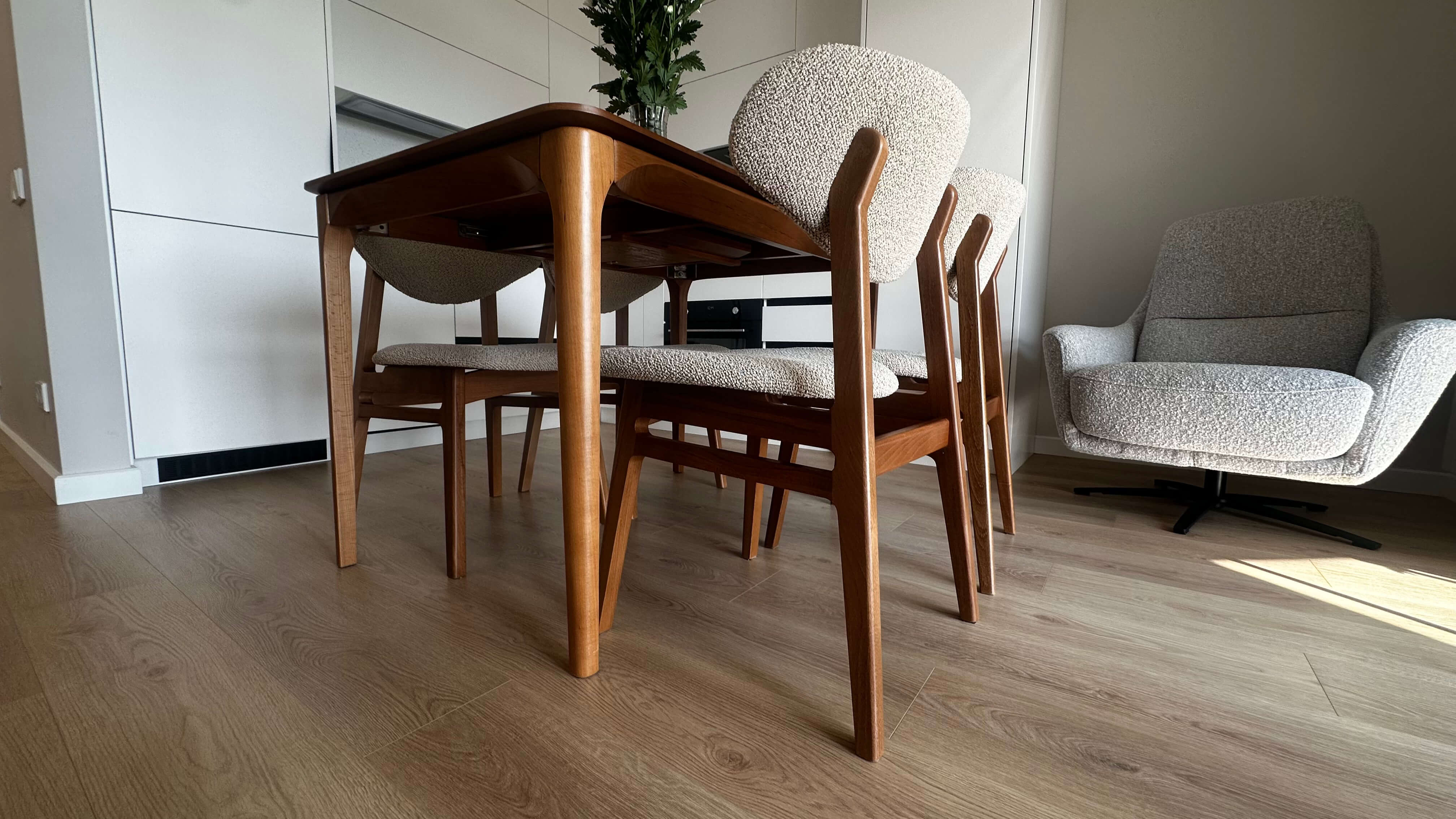 Ламинат stone floor под мебелью на кухне